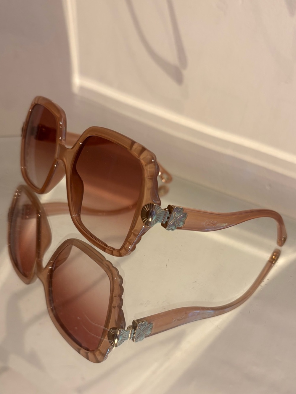 Chloe Vera pink sunglasses